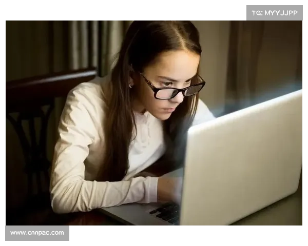 电脑辐射对脸部的伤害，如何避免？